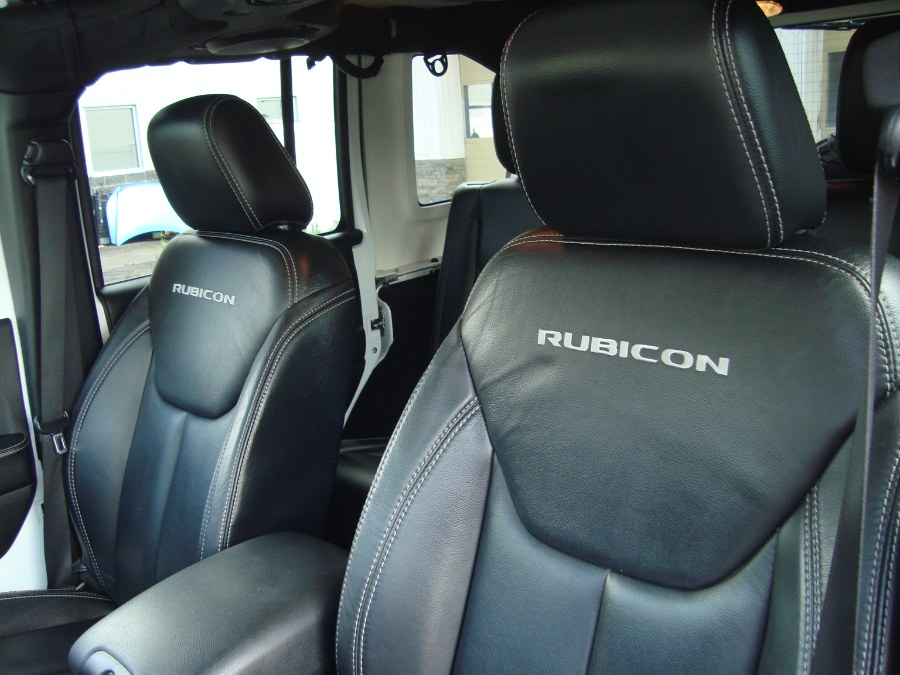 2014 Jeep Wrangler Unlimited Rubicon - Photo 9