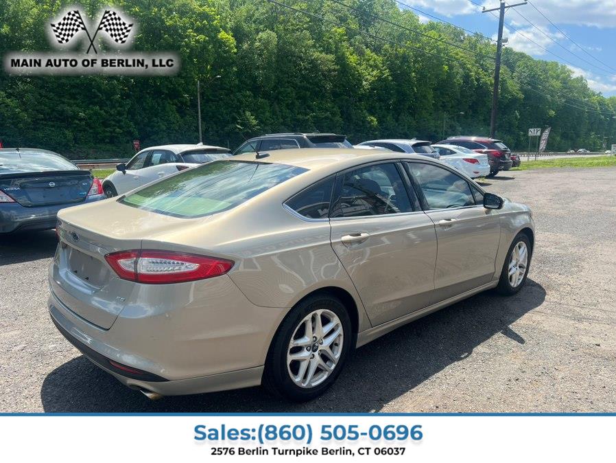 2016 Ford Fusion SE - Photo 7