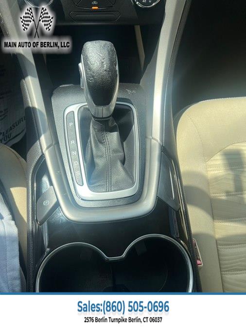 2016 Ford Fusion SE - Photo 18