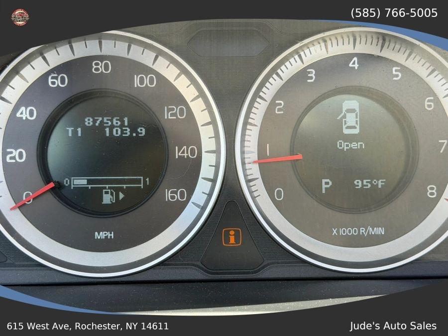 Volvo S60 photo 14