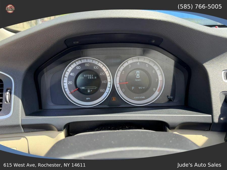 Volvo S60 photo 19