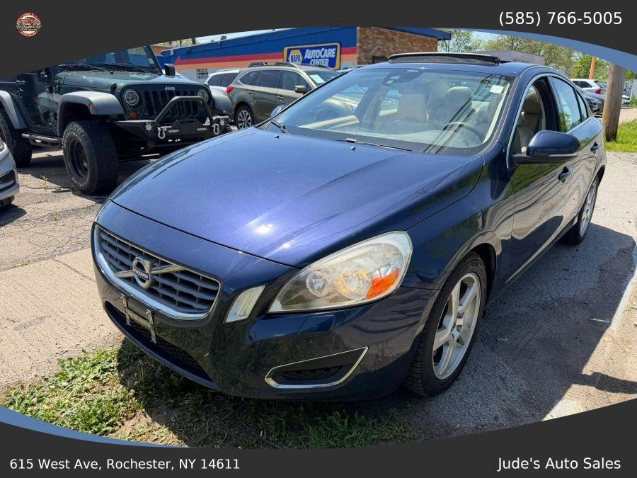 Volvo S60 photo 2