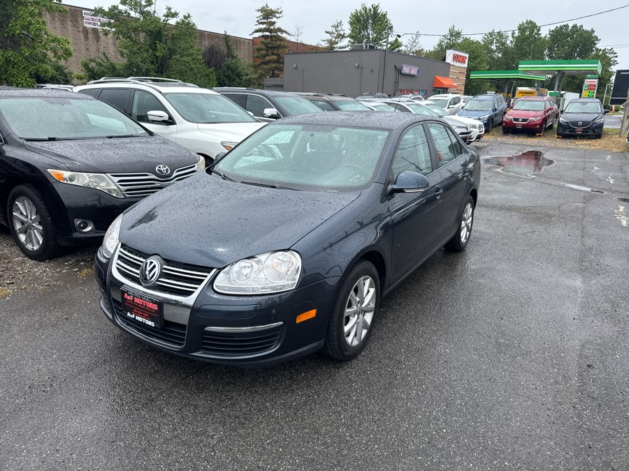Blue Graphite Metallic 2010 Volkswagen Jetta Limited Edition Sedan Front-Wheel Drive Automatic