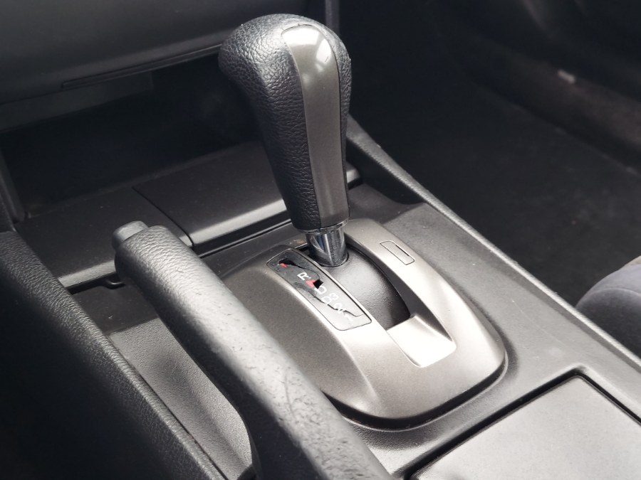 2010 Honda Accord LX - Photo 13