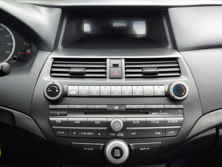 2010 Honda Accord LX - Photo 12