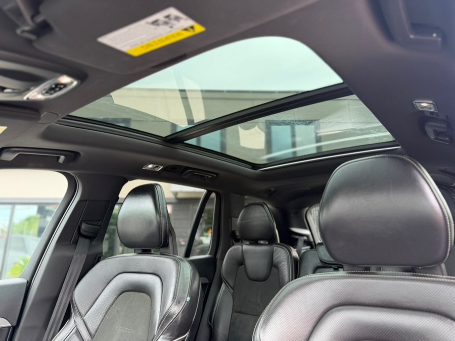 2017 Volvo XC90 R-Design - Photo 9