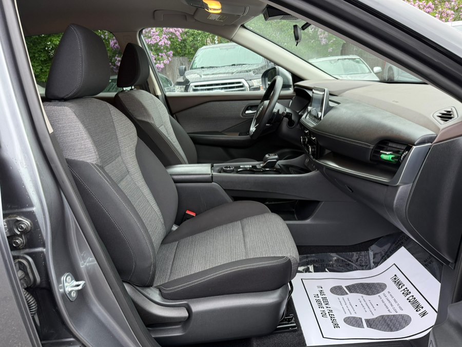 2021 Nissan Rogue SV - Photo 23