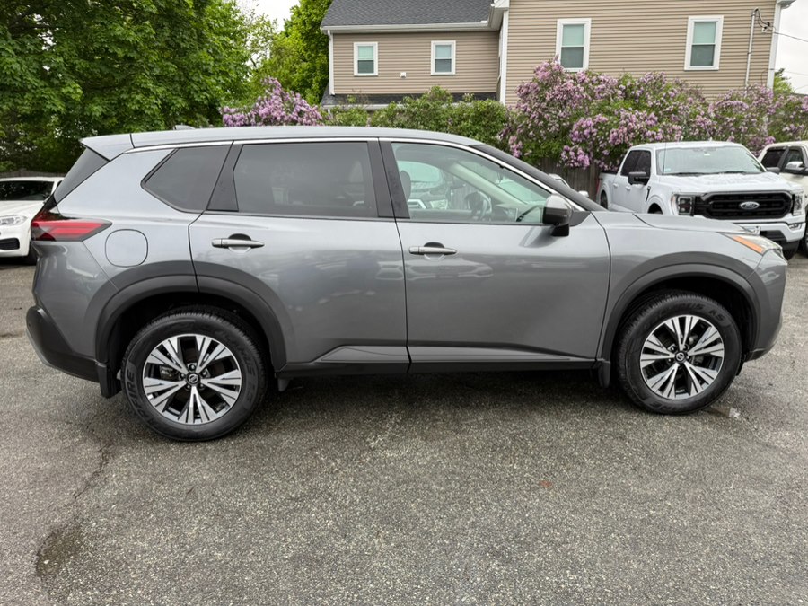 2021 Nissan Rogue SV - Photo 7