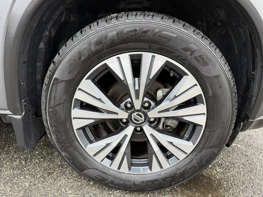 2021 Nissan Rogue SV - Photo 8