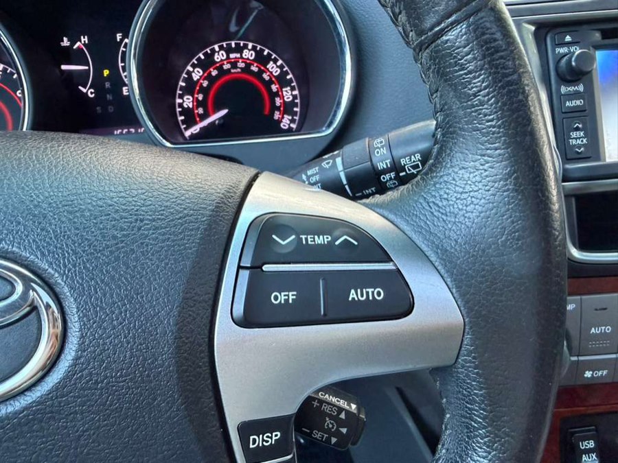 2013 Toyota Highlander Limited - Photo 21