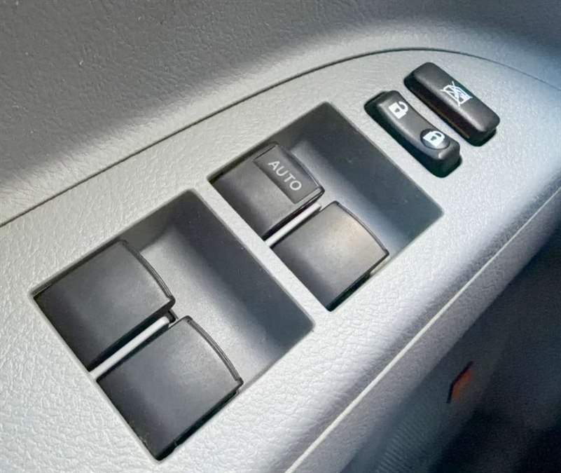 2013 Toyota Highlander Limited - Photo 25