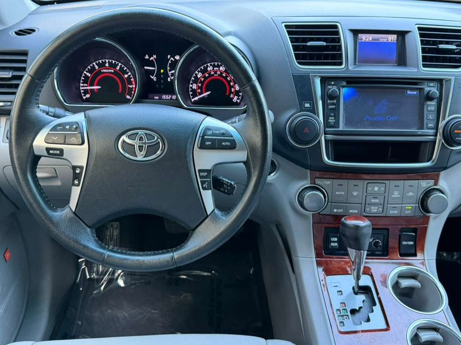 2013 Toyota Highlander Limited - Photo 16
