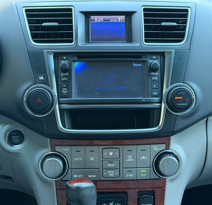 2013 Toyota Highlander Limited - Photo 19