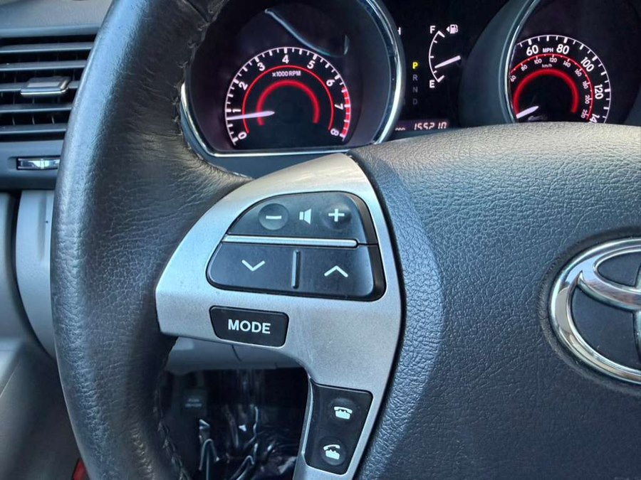 2013 Toyota Highlander Limited - Photo 22