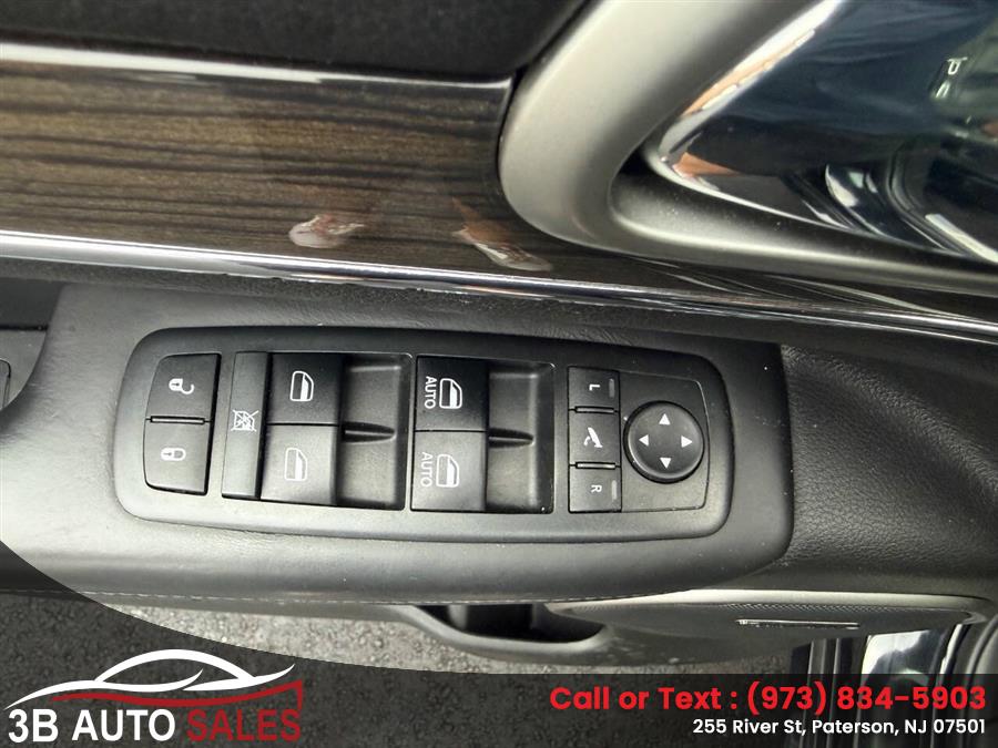 2018 Jeep Grand Cherokee Overland - Photo 20