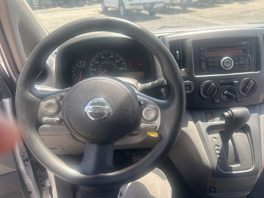 2015 Nissan NV200 S - Photo 11