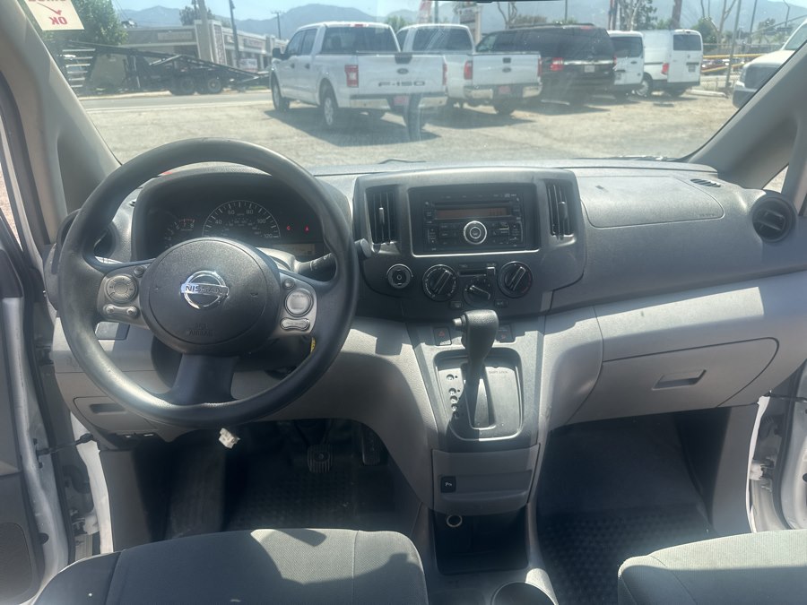 2015 Nissan NV200 S - Photo 10