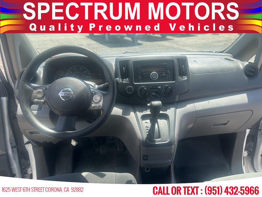 2015 Nissan NV200 S - Photo 10