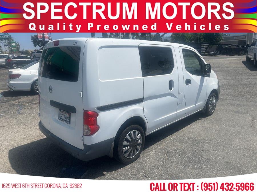 2015 Nissan NV200 S - Photo 6