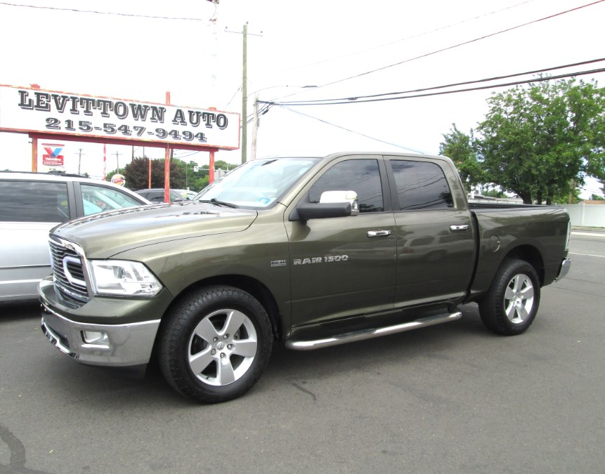 2012 Ram 1500 4WD Crew Cab 140.5" SLT