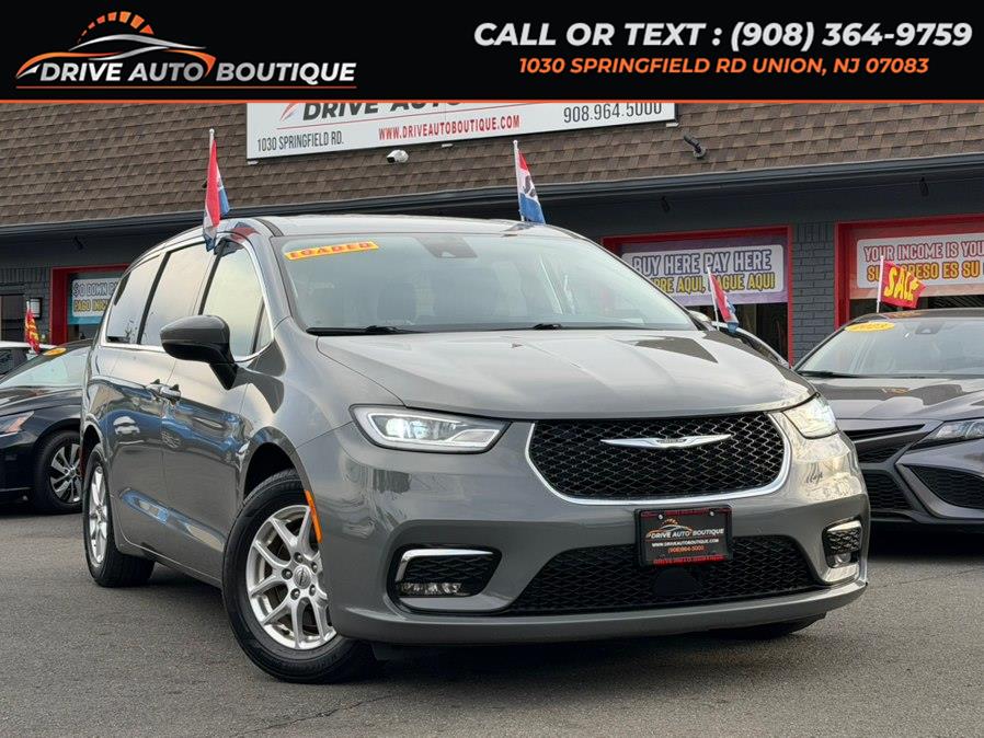Used 2023 Chrysler Pacifica in Union, New Jersey | Drive Auto Boutique. Union, New Jersey