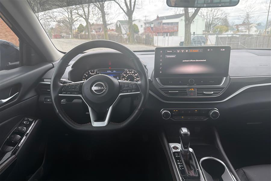 2024 Nissan Altima SR - Photo 13