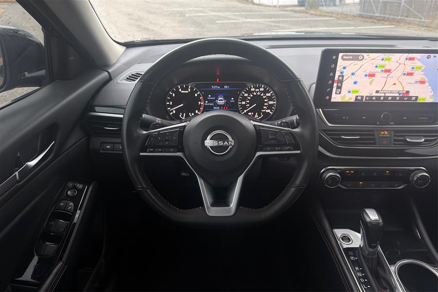 2024 Nissan Altima SR - Photo 17
