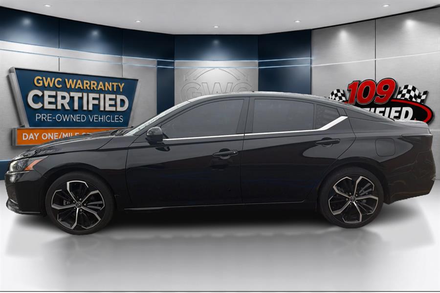 2024 Nissan Altima SR - Photo 7