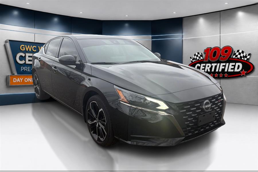 2024 Nissan Altima SR - Photo 8