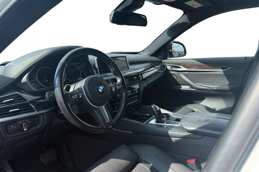 2017 BMW X6 xDrive50i - Photo 10
