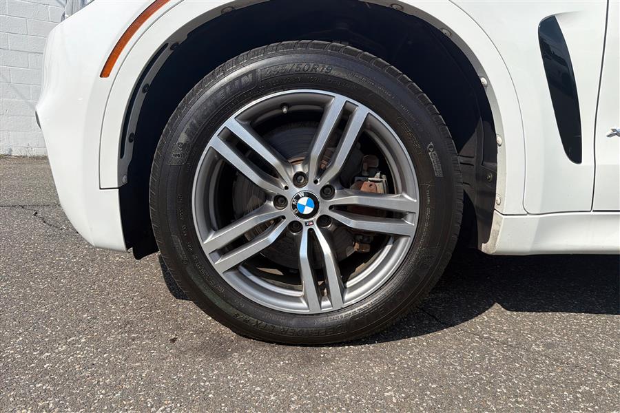 2017 BMW X6 xDrive50i - Photo 24