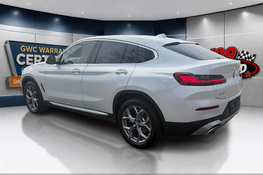 2023 BMW X4 30i - Photo 6