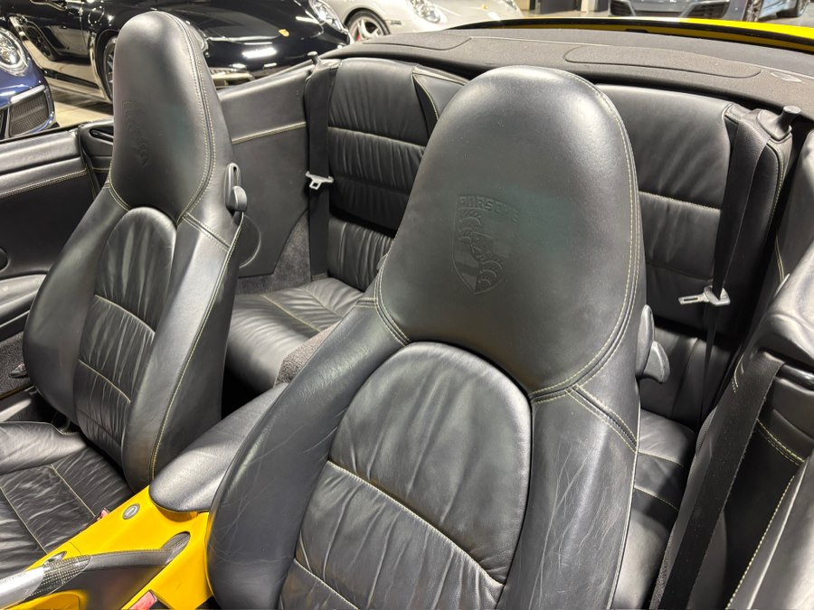 2004 Porsche 911 Carrera 4S - Photo 9