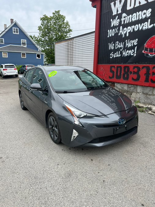 Used 2016 Toyota Prius in Worcester, Massachusetts | Worcester Auto Outlet LLC. Worcester, Massachusetts