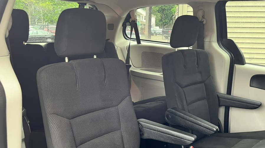 2015 Dodge Grand Caravan SXT - Photo 13