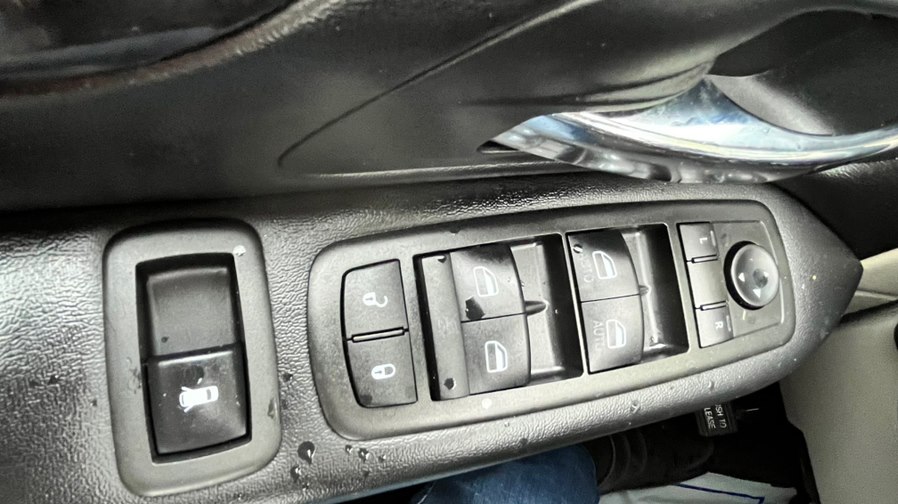 2015 Dodge Grand Caravan SXT - Photo 24