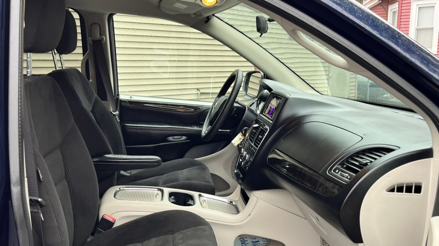 2015 Dodge Grand Caravan SXT - Photo 14