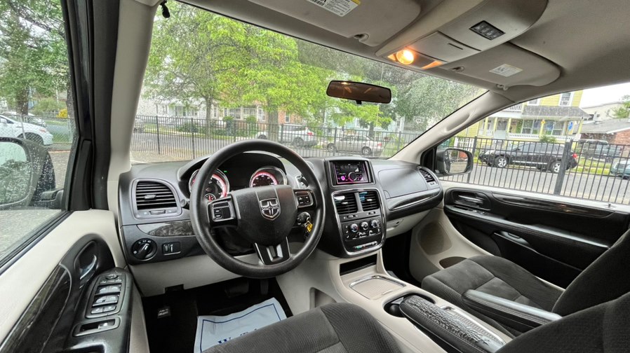 2015 Dodge Grand Caravan SXT - Photo 18