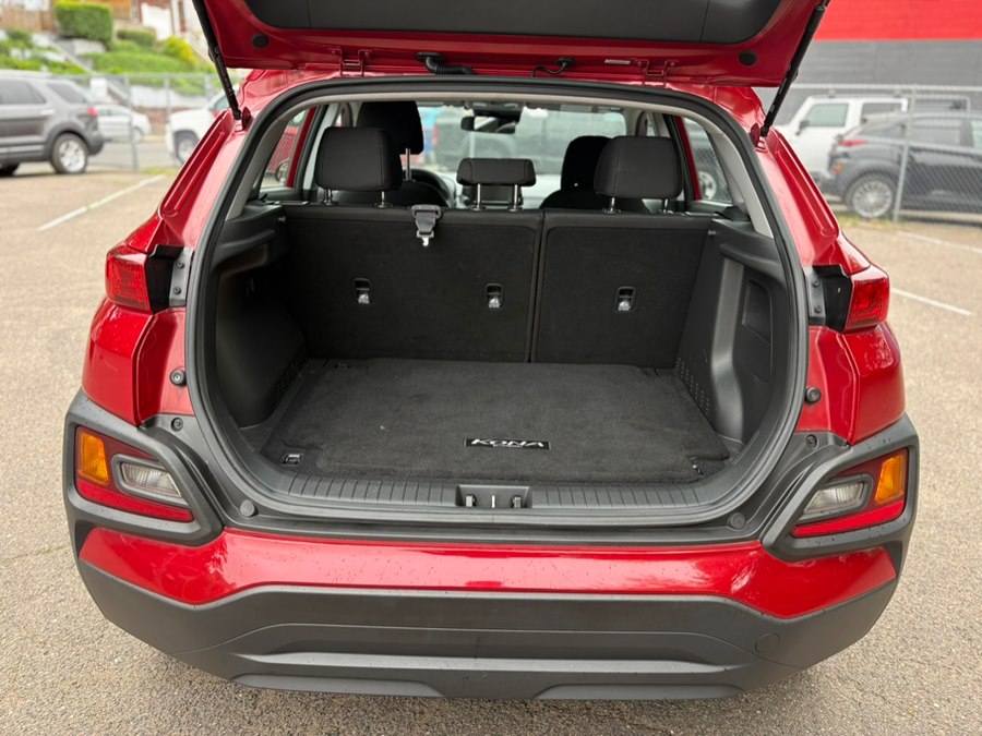 2021 Hyundai Kona SE - Photo 22