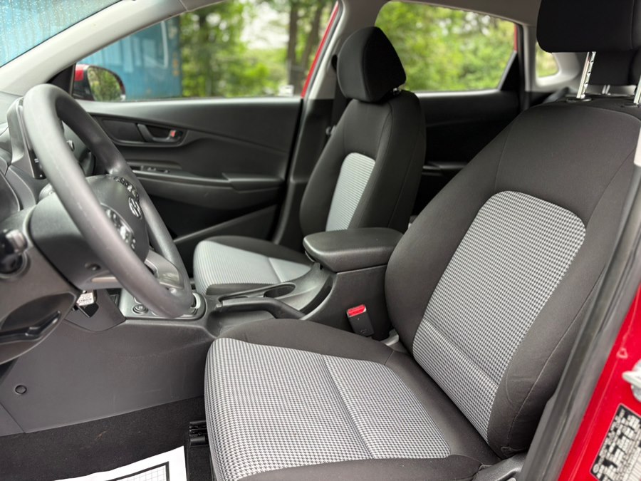 2021 Hyundai Kona SE - Photo 18