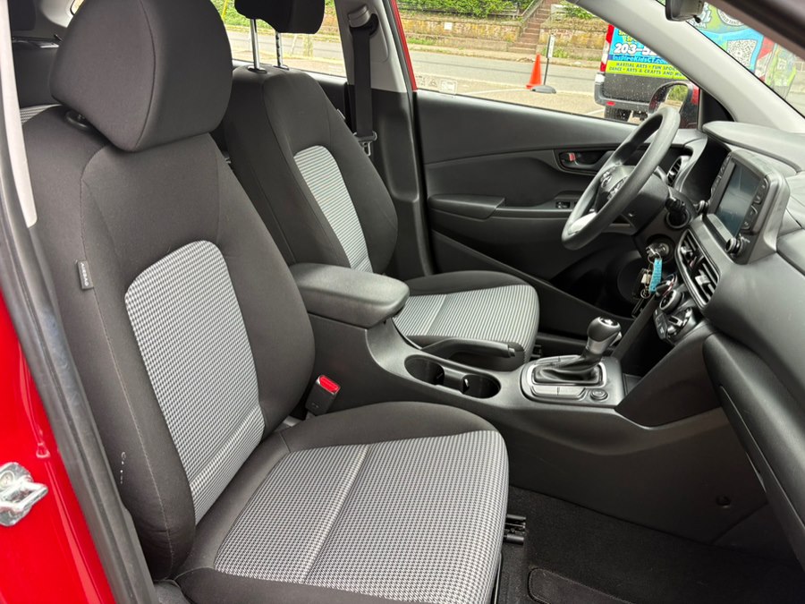 2021 Hyundai Kona SE - Photo 21