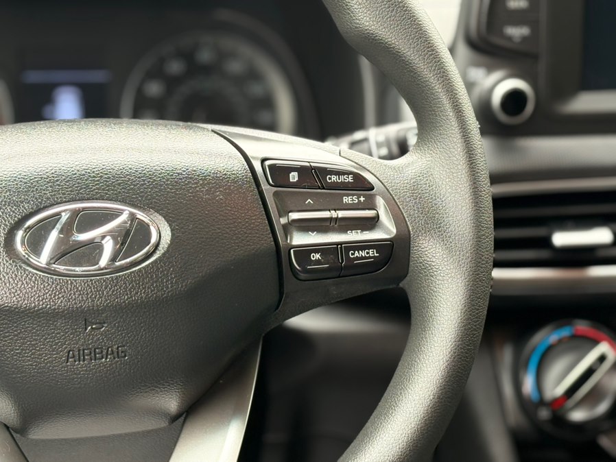 2021 Hyundai Kona SE - Photo 11