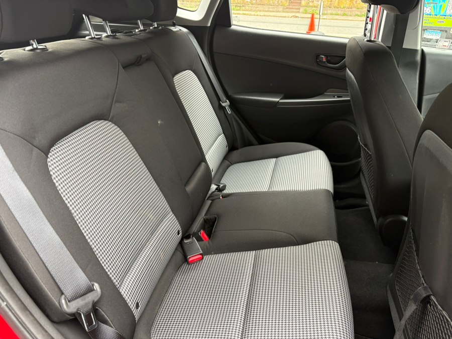 2021 Hyundai Kona SE - Photo 20