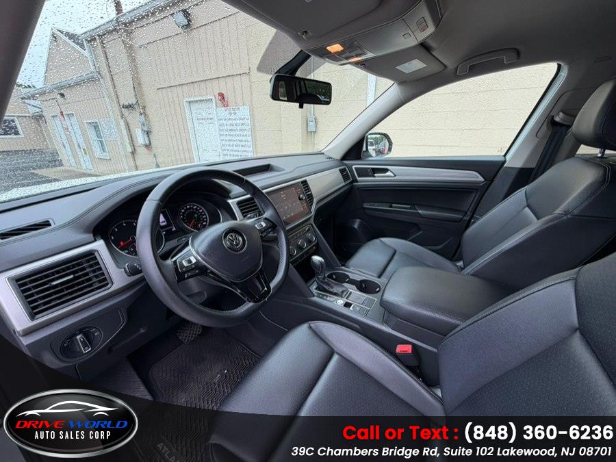 2018 Volkswagen Atlas SE - Photo 13