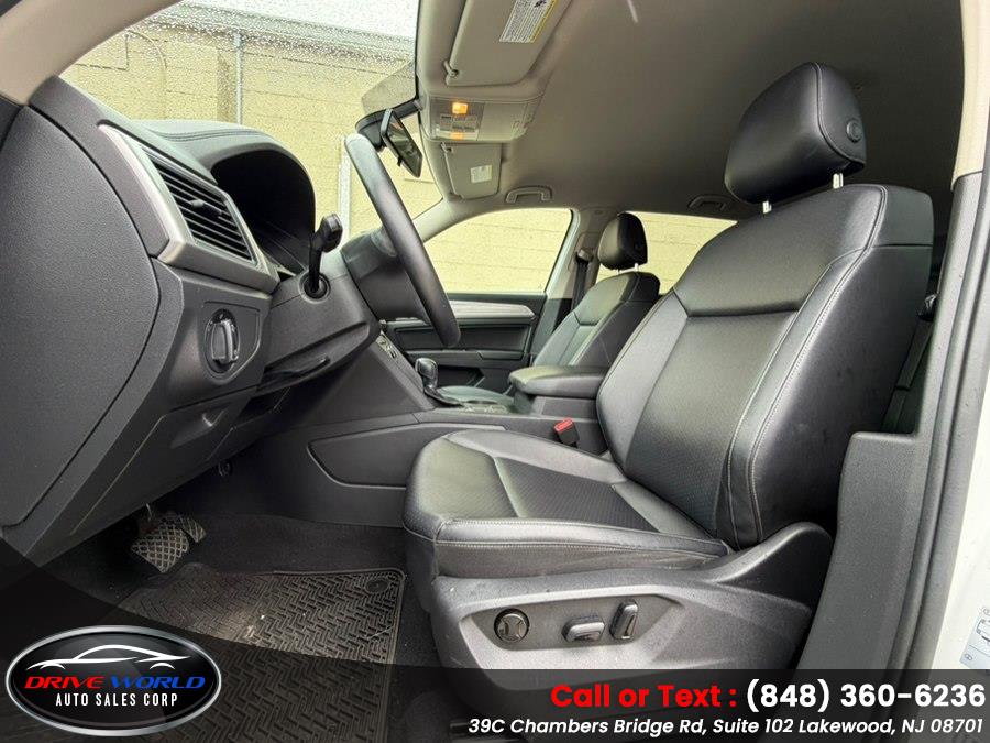 2018 Volkswagen Atlas SE - Photo 12