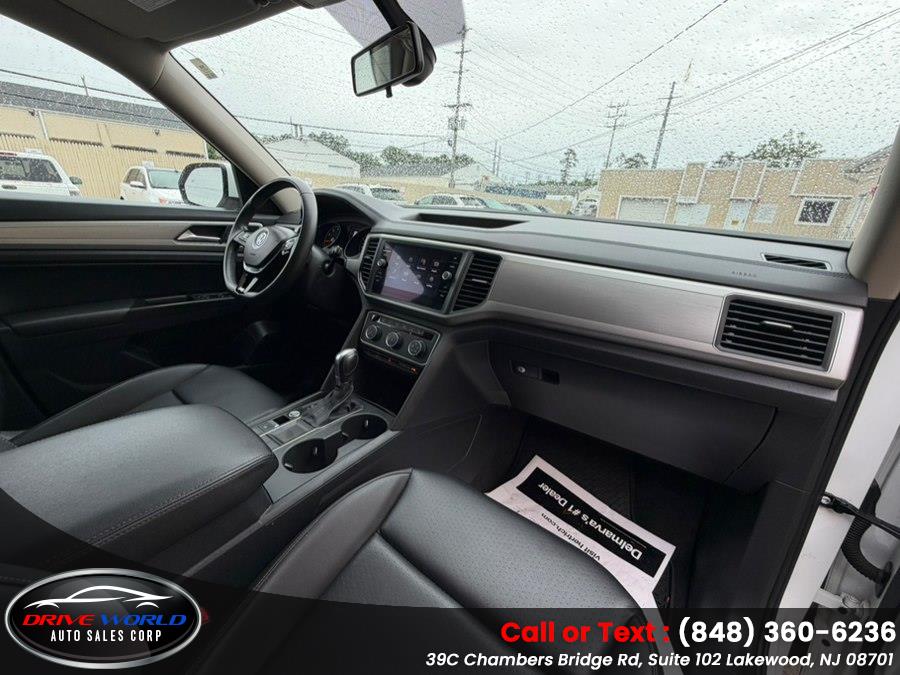 2018 Volkswagen Atlas SE - Photo 32