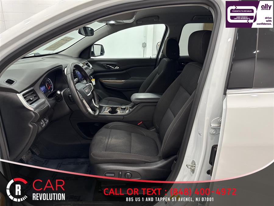 2023 GMC Acadia SLE - Photo 12
