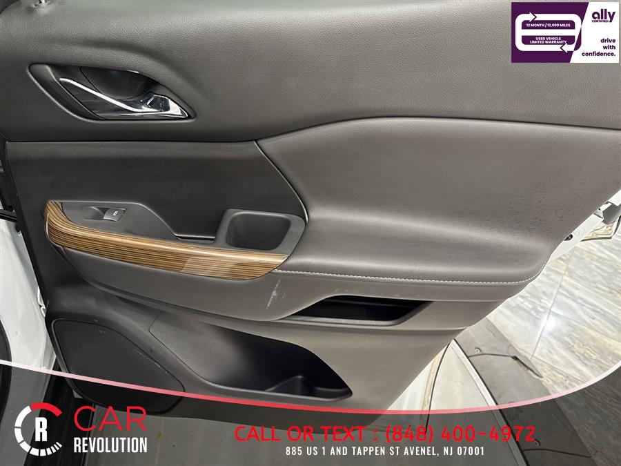 2023 GMC Acadia SLE - Photo 46