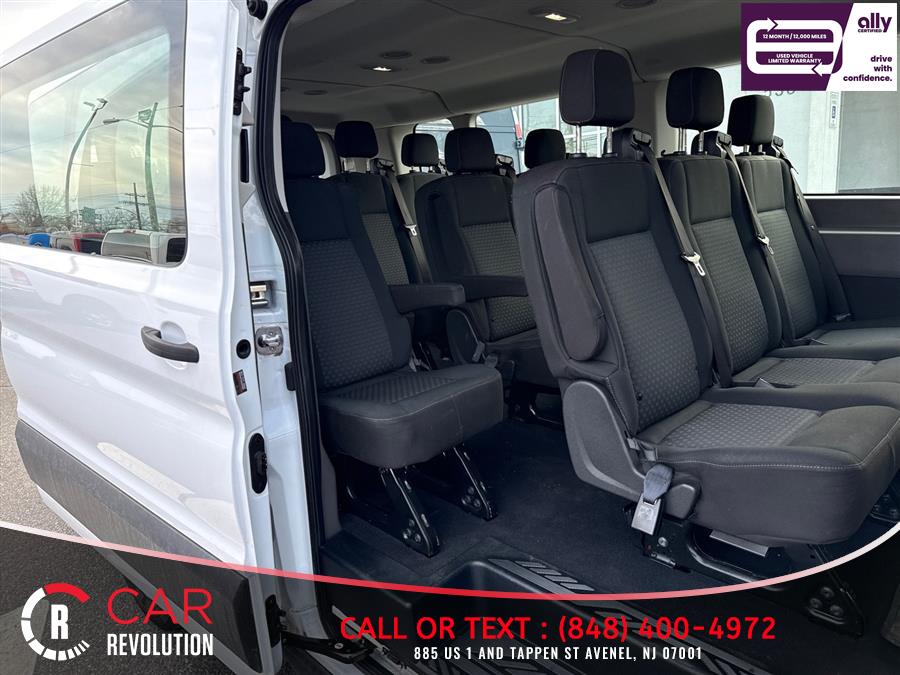 2022 Ford Transit Passenger Van XLT - Photo 35