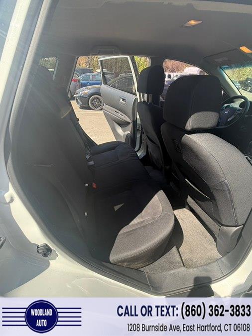 2011 Nissan Rogue S - Photo 12